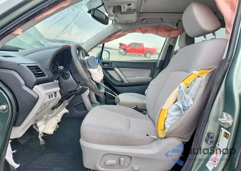 2015 Subaru Forester 2.5I Premium из США, поврежденный, VIN JF2SJADCXFH492001